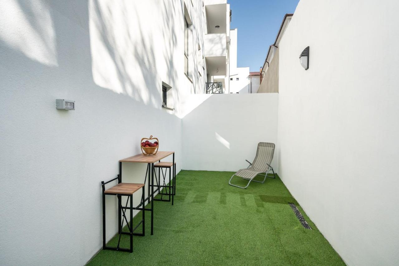 Central Apartment Diamond Bukarest Exterior foto